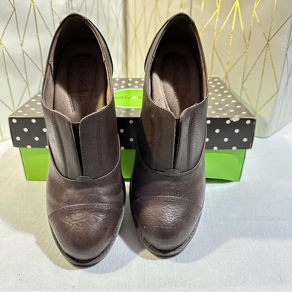 Kelly & Katie KK Cathy Brown 2.5” Pumps - Size 7.5 - Picture 6 of 6
